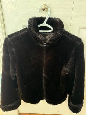 GAP Black Faux Fur Cropped Jacket Size M 7/8
